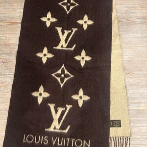 Louis Vuitton Dark Brown and Beige Monogram Scarf